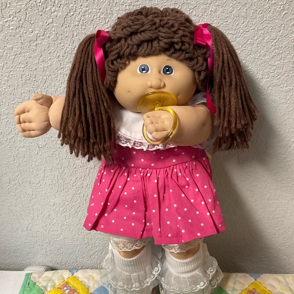 VTG Second Edition Cabbage Patch Kid Girl With Pacifier RARE Gray Eyes - Picture 6 of 11